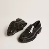Mocassini da donna chunky in pelle nera con borchie Mocassini da donna chunky in pelle nera con borchie