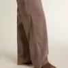 Mocassino Jerry da donna in pelle scamosciata grigio tortora Mocassino Jerry da donna in pelle scamosciata grigio tortora