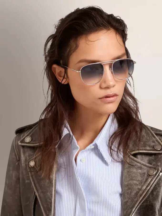 Modello aviator Sunframe Roger con montatura argento