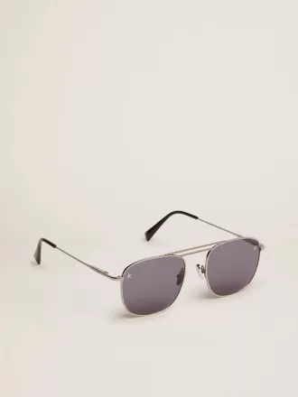 Occhiali da sole aviator Roger con montatura nera e lenti nere Occhiali da sole aviator Roger con montatura nera e lenti nere