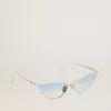 Occhiali da sole modello cat-eye con montatura argento e lenti blu Occhiali da sole modello cat-eye con montatura argento e lenti blu