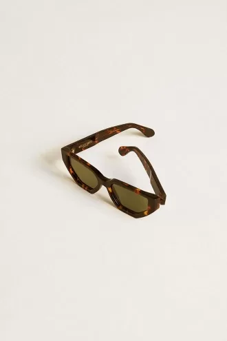Occhiali da sole rettangolari con montatura marrone Havana