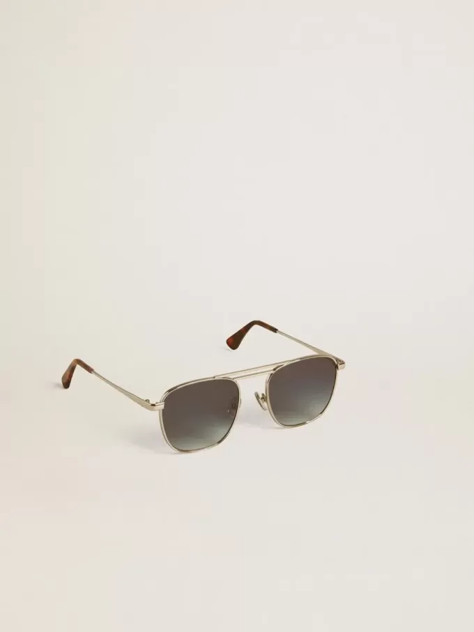 Occhiali da sole stile aviator con montatura argento e lenti blu Occhiali da sole stile aviator con montatura argento e lenti blu
