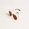 Occhiali da sole stile aviator con montatura dorata e lenti marroni Occhiali da sole stile aviator con montatura dorata e lenti marroni