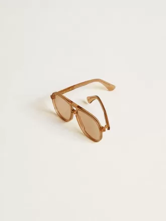Occhiali da sole stile aviatore con montatura e lenti color miele