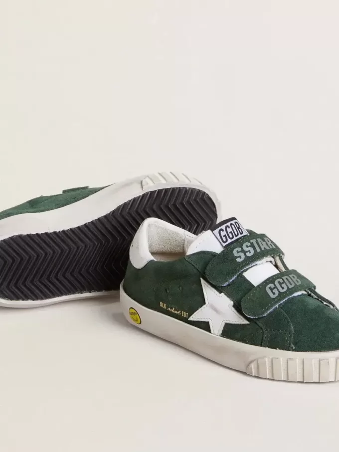 Old School Junior in pelle scamosciata verde con stella e linguetta sul tallone in pelle bianca Old School Junior in pelle scamosciata verde con stella e linguetta sul tallone in pelle bianca