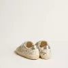 Old School Young con stella in pelle scamosciata e linguetta sul tallone in pelle metallizzata Old School Young con stella in pelle scamosciata e linguetta sul tallone in pelle metallizzata