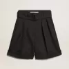 Pantaloncini da donna in gabardine di lana nera con cintura in vita Pantaloncini da donna in gabardine di lana nera con cintura in vita