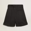 Pantaloncini da donna in gabardine di lana nera con cintura in vita Pantaloncini da donna in gabardine di lana nera con cintura in vita