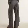 Pantaloni cargo da donna in lana azzurro Pantaloni cargo da donna in lana azzurro