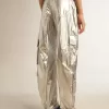 Pantaloni cargo da donna in tessuto tecnico argento Pantaloni cargo da donna in tessuto tecnico argento