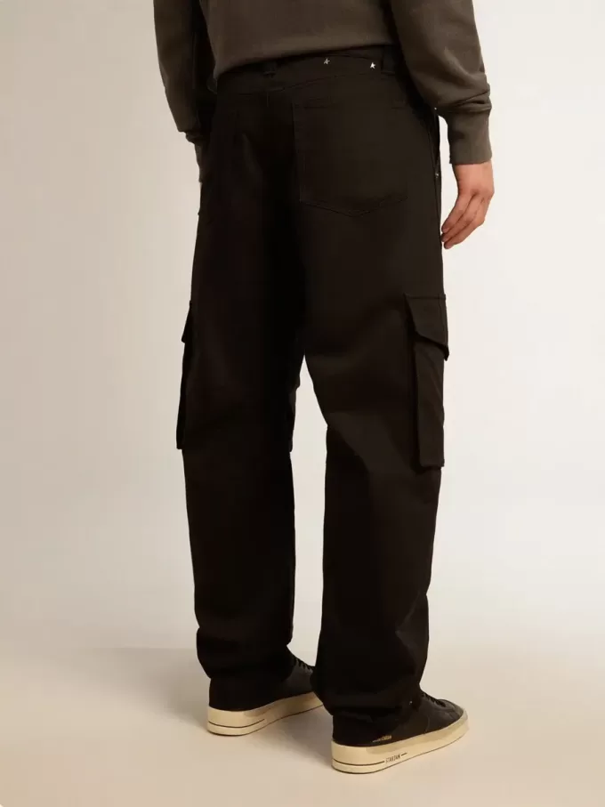 Pantaloni cargo neri Pantaloni cargo neri