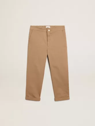 Pantaloni chino da bambino in cotone color caramello