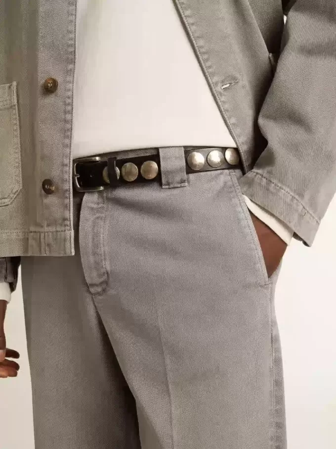 Pantaloni chino in cotone grigio Pantaloni chino in cotone grigio