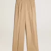 Pantaloni da donna in gabardine di lana color sabbia Pantaloni da donna in gabardine di lana color sabbia