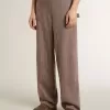 Pantaloni da donna in misto lana con micro chevron marrone chiaro Pantaloni da donna in misto lana con micro chevron marrone chiaro