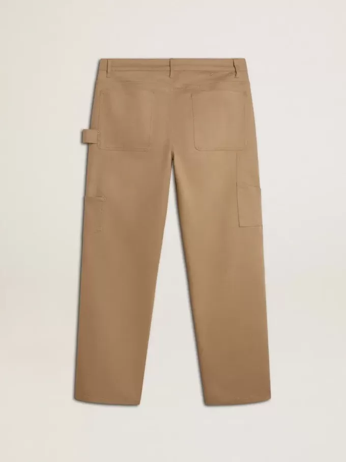 Pantaloni da uomo beige con toppe