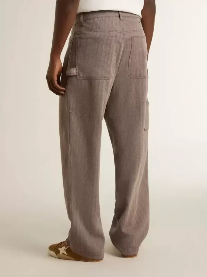 Pantaloni da uomo in misto lana con micro motivo a chevron marrone chiaro