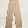 Pantaloni jogging da uomo color sabbia con tasca sul retro Pantaloni jogging da uomo color sabbia con tasca sul retro