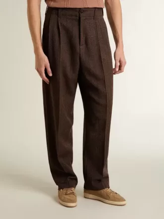 Pantaloni jogging da uomo in lana marrone scuro con motivo a righe sottili