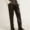 Pantaloni jogging neri in pelle nappa con zip alla base Pantaloni jogging neri in pelle nappa con zip alla base