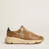 Running Sole da donna in pelle nappa color tabacco e pelle scamosciata con stella glitterata argento Running Sole da donna in pelle nappa color tabacco e pelle scamosciata con stella glitterata argento
