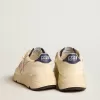 Running Sole da donna in pelle nappa con stella in pelle rosa e linguetta sul tallone in pelle blu Running Sole da donna in pelle nappa con stella in pelle rosa e linguetta sul tallone in pelle blu