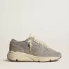 Running Sole da donna in pelle scamosciata grigia con stella e linguetta sul tallone in pelle scamosciata grigia Running Sole da donna in pelle scamosciata grigia con stella e linguetta sul tallone in pelle scamosciata grigia