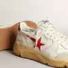 Running Sole da uomo con stella in pelle e linguetta sul tallone con stampa rossa Running Sole da uomo con stella in pelle e linguetta sul tallone con stampa rossa