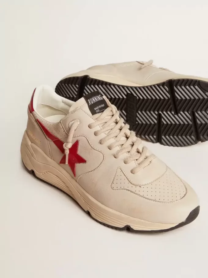 Running Sole da uomo in pelle nappa grigia con stella e linguetta sul tallone in pelle nappa rossa