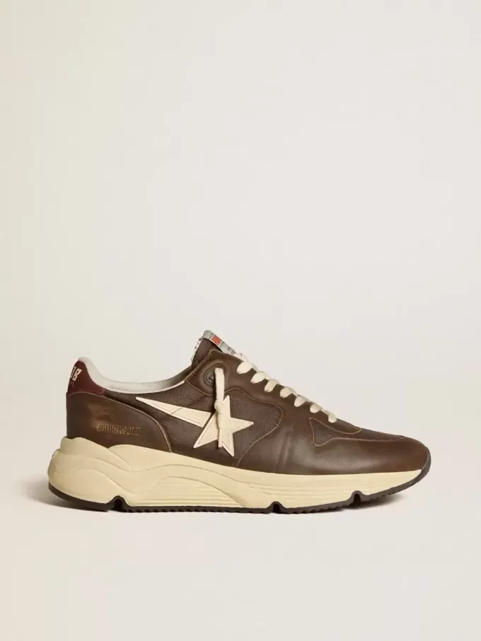 Running Sole in nylon e pelle con stella in TPU e linguetta sul tallone in nabuk Running Sole in nylon e pelle con stella in TPU e linguetta sul tallone in nabuk