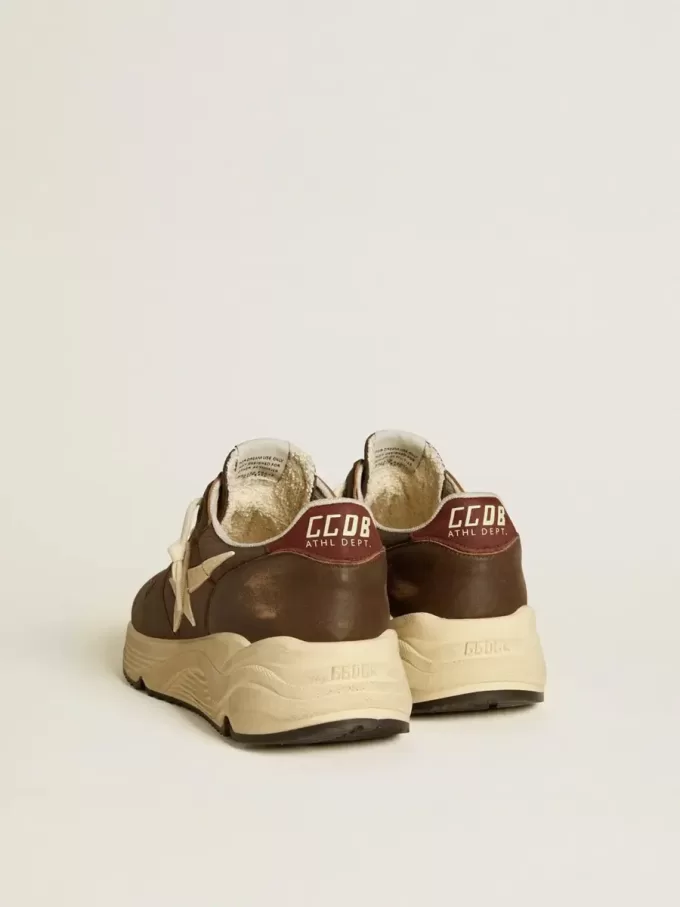 Running Sole in nylon e pelle con stella in TPU e linguetta sul tallone in nabuk Running Sole in nylon e pelle con stella in TPU e linguetta sul tallone in nabuk