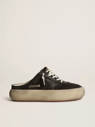Sabot Space-Star da donna con stella in pelle e fodera in shearling Sabot Space-Star da donna con stella in pelle e fodera in shearling