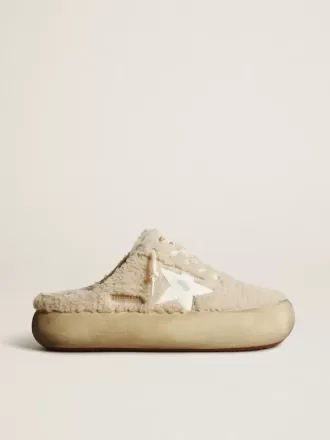 Sabot Space-Star da donna in montone beige con stella in pelle bianca Sabot Space-Star da donna in montone beige con stella in pelle bianca