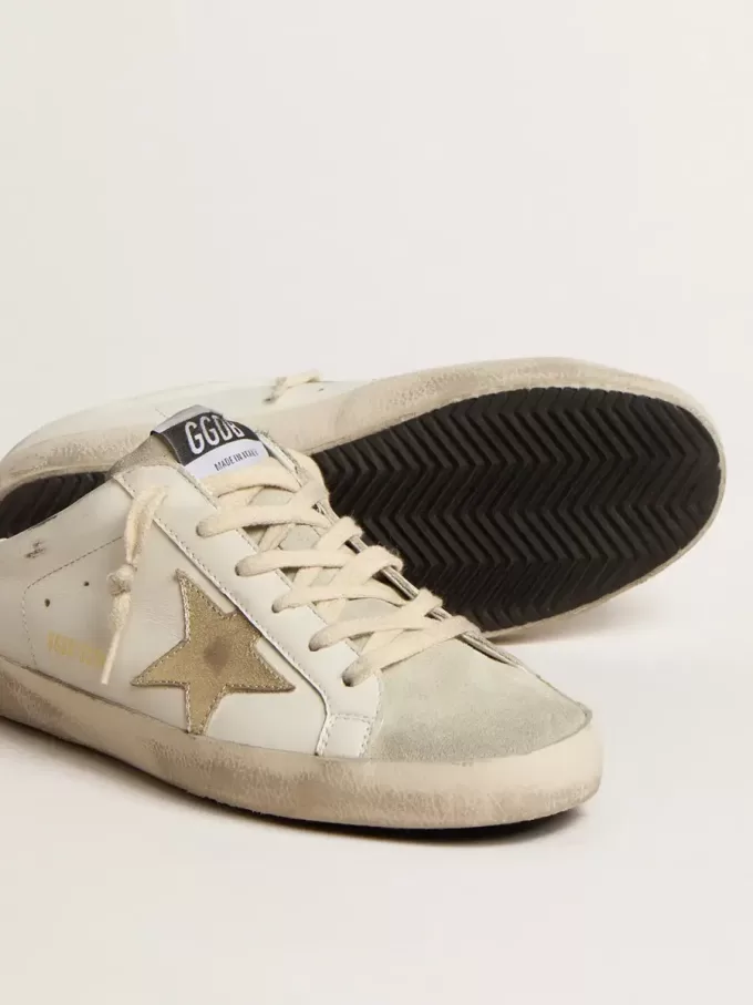 Sabot Super-Star con stella platino e linguetta in pelle scamosciata grigio ghiaccio