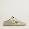 Sabot Super-Star in pelle laminata platino con stella in camoscio beige