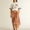 Sarong in voile di cotone con stampa all-over in bianco e rosso mattone Sarong in voile di cotone con stampa all-over in bianco e rosso mattone