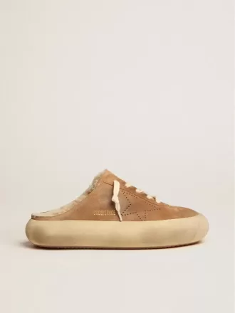Scarpe da donna Space-Star Sabot in pelle scamosciata color tabacco con fodera in shearling