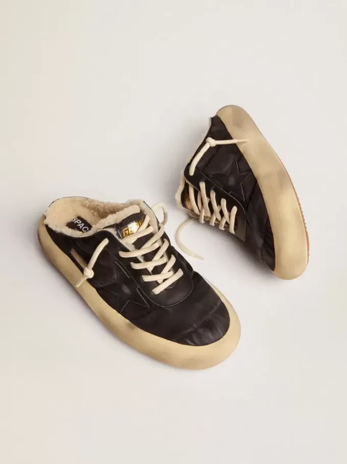 Scarpe da uomo Space-Star Sabot in nylon trapuntato nero con fodera in shearling