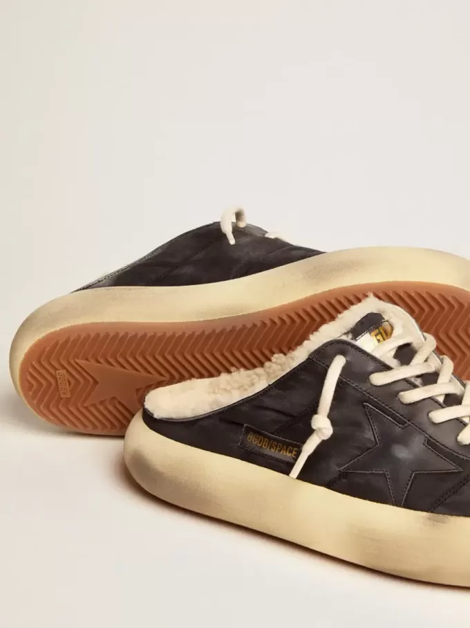 Scarpe da uomo Space-Star Sabot in nylon trapuntato nero con fodera in shearling