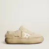 Scarpe Space-Star da donna in shearling beige con stella in pelle bianca e linguetta sul tallone in pelle metallizzata