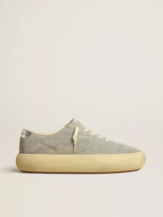 Scarpe Space-Star da uomo in camoscio grigio ghiaccio con stella traforata