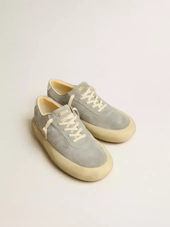 Scarpe Space-Star da uomo in camoscio grigio ghiaccio con stella traforata