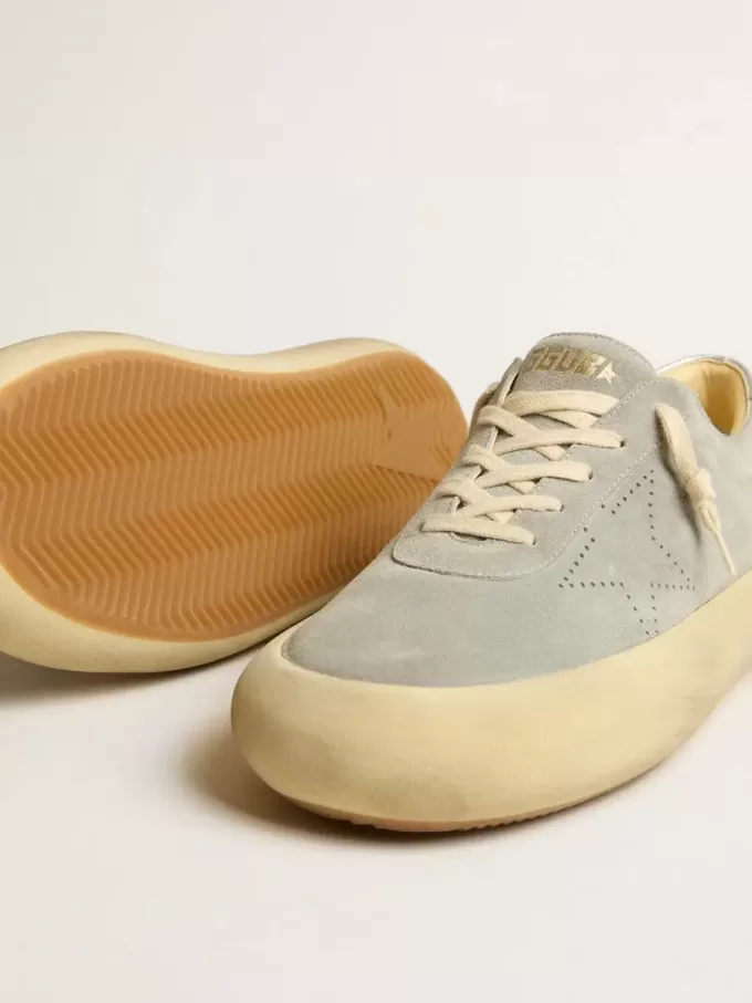 Scarpe Space-Star da uomo in camoscio grigio ghiaccio con stella traforata