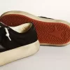 Scarpe Space-Star in nylon nero con stella e linguetta sul tallone in pelle nera Scarpe Space-Star in nylon nero con stella e linguetta sul tallone in pelle nera