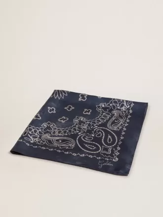 Sciarpa Golden Collection blu denim con motivo paisley Sciarpa Golden Collection blu denim con motivo paisley