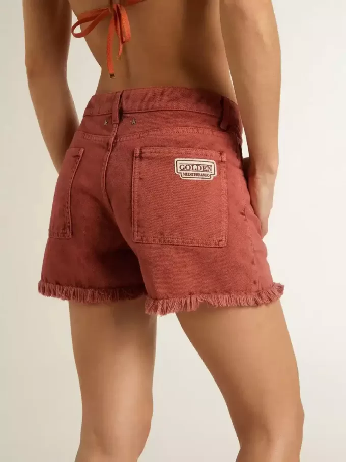 Shorts da donna in denim rosso mattone con ricamo Golden Mediterraneo