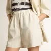 Shorts da donna in misto lana a righe bianche e grigie