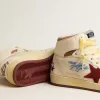 Sky-Star in nylon beige e nappa con stella in pelle scamosciata color melograno Sky-Star in nylon beige e nappa con stella in pelle scamosciata color melograno
