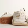 Sky-Star in pelle nappa bianca con stella e linguetta sul tallone in pelle metallizzata dorata Sky-Star in pelle nappa bianca con stella e linguetta sul tallone in pelle metallizzata dorata